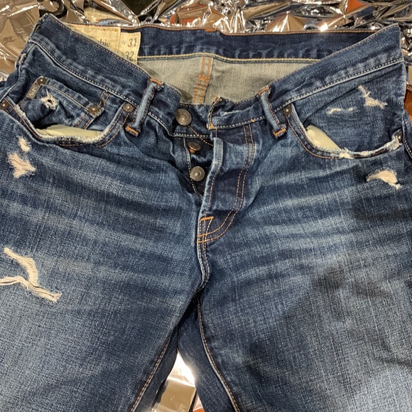 Mens 31/32 Abercrombie & Fitch Denim Shorts. - Picture 2 of 7